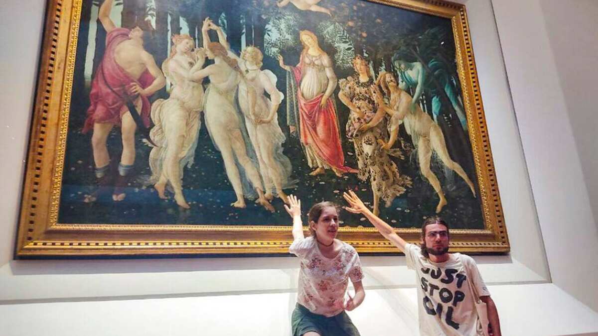 Botecelli painting attacked by climate activists in Italy