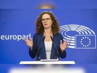 Report: EU democracy is under attack by mercenary spyware