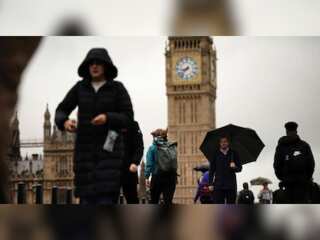 UK economy contracts in the third quarter; UK heads for a long recession