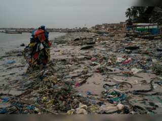 WION Climate Tracker | Senegal's plastic man raises awareness