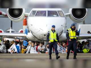 WION Climate Tracker | COP27: World delegates travel in private jets