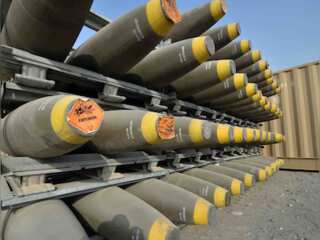 Ukrainian troops liberate Kherson as Russia withdraw forces
