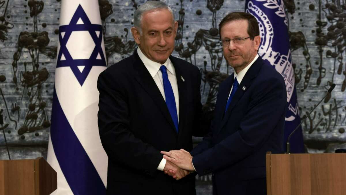 Netanyahu invited to form new government, vows to be PM for ‘all citizens’ of Israel Netanyahu invited to form new government, vows to be PM for ‘all citizens’ of Israel