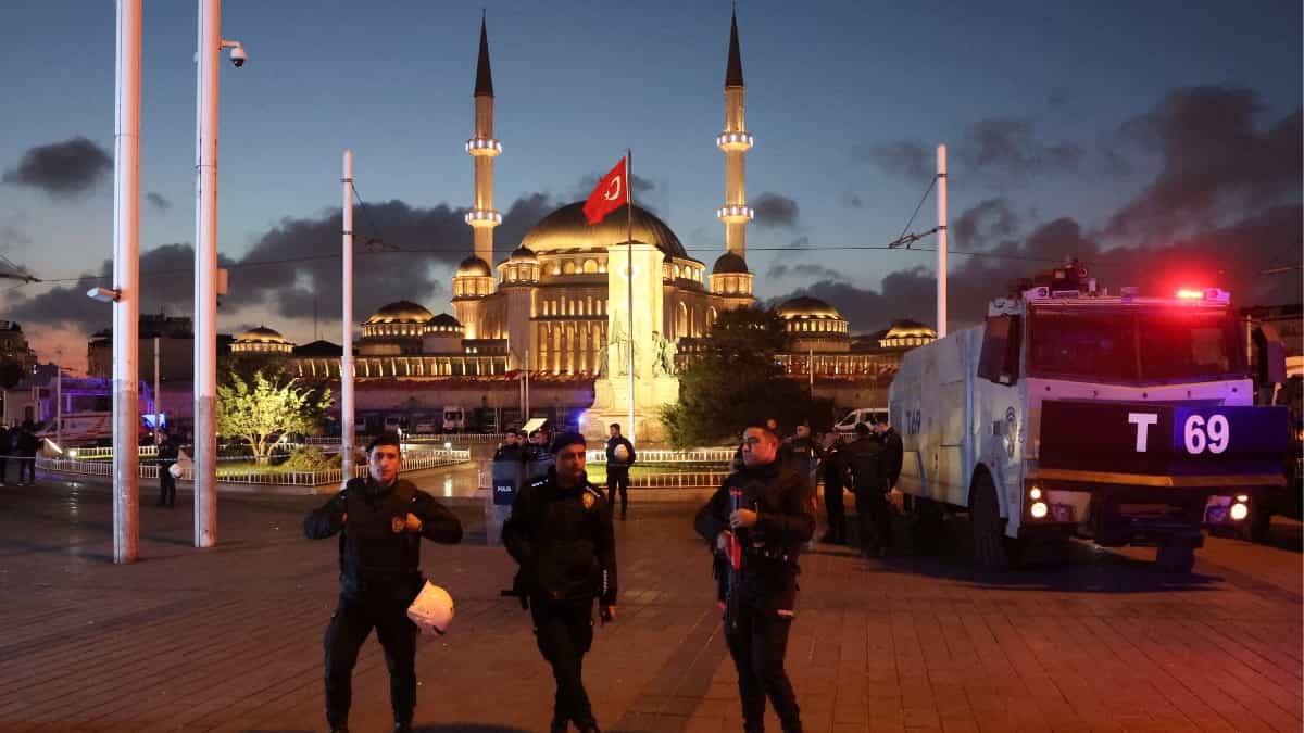 Forty-six, including Syrian woman accused of planting the bomb, detained for Istanbul blast Forty-six, including Syrian woman accused of planting the bomb, detained for Istanbul blast