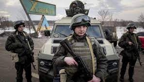 Russia-Ukraine War: Locals welcome Ukraine soldiers in Kherson