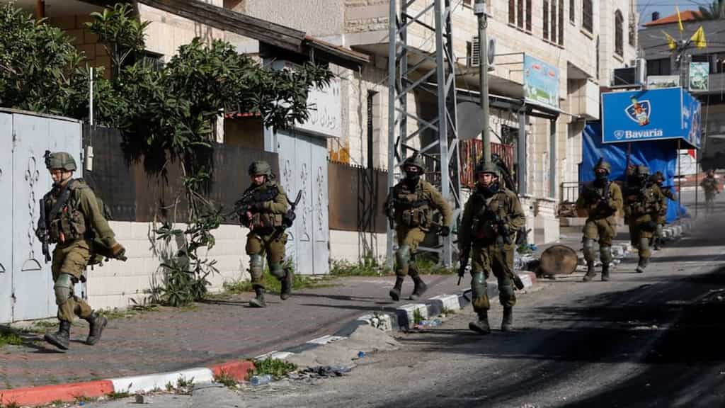 Israeli army fatally shot a Palestinian teenager during a raid in West Bank