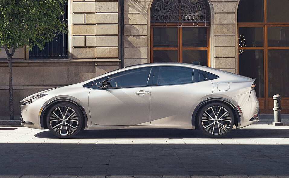 WION Dispatch: Toyota's Prius to get solar panel option