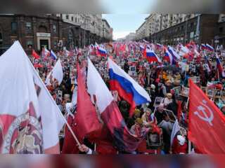World Business Watch: Russia economy shrinks for 2nd quarter; worst yet to come for Russian economy?