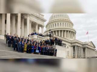 Republicans win the U.S. House as they turn at least five Democratic seats