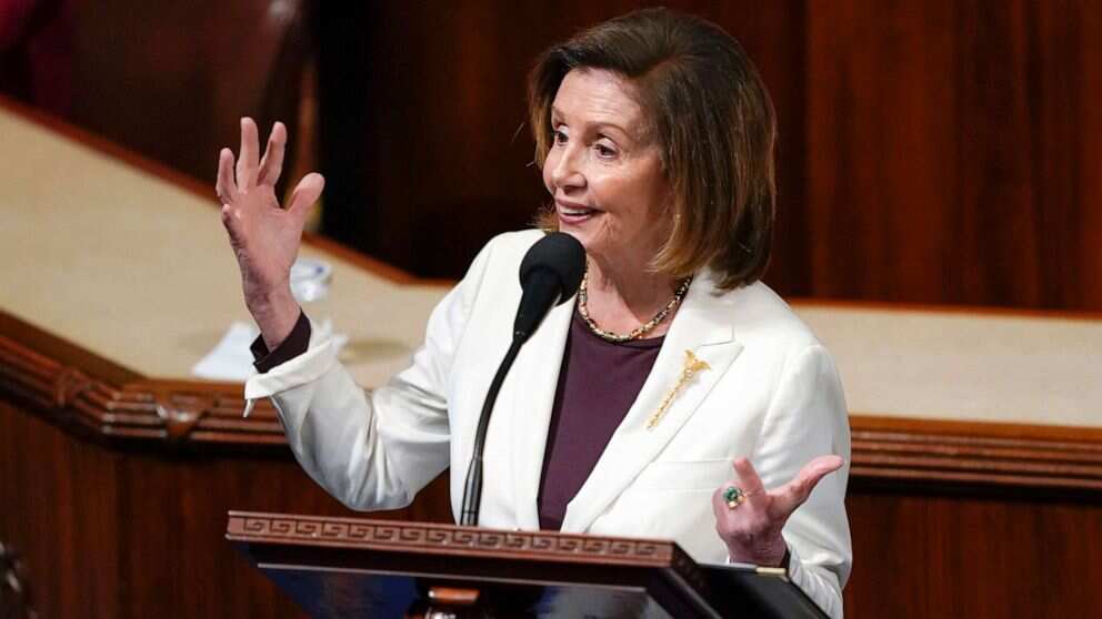 US: Nancy Pelosi to stay in Congress but not run for leadership roles