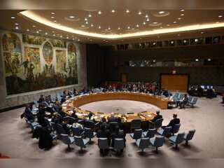 France calls for expansion of UNSC, regulations on veto