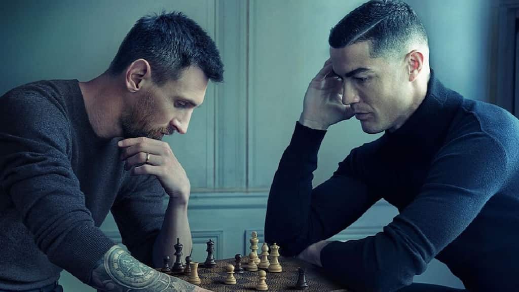 Ronaldo and Messi pose together in a stunning picture to break the internet ahead of FIFA World Cup 2022