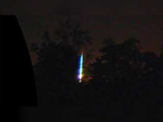 Meteor lights up the sky over Norway: Spectacular sight of meteors burning up in the atmosphere