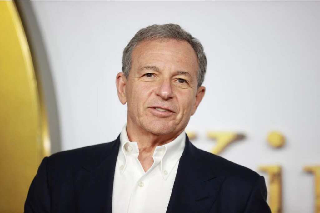 Panicked Disney fires Bob Chapek, brings former CEO Bob Iger back onboard