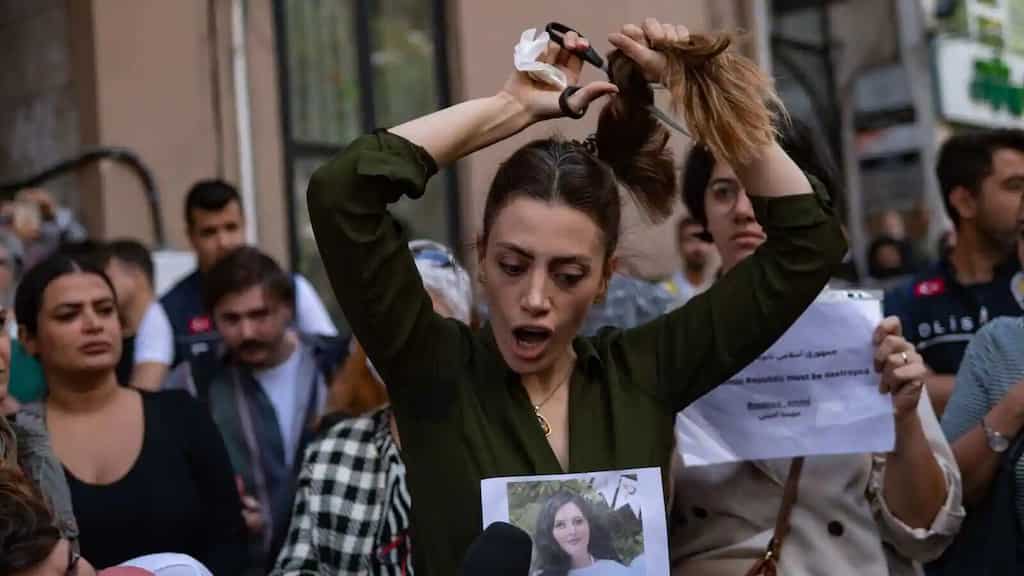 Iran Protests: Kurd dominated regions targeted, armoured vehicles deployed in Mahabad city