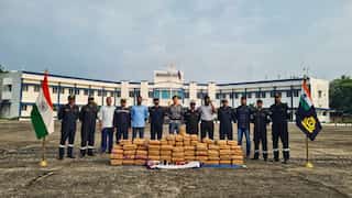 India: Coast Guard intercepts fleeing boat, recovers contraband valued at $159K
