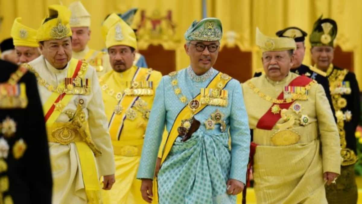 'Let me take a decision soon': Malaysia king to call the shots after stalemate election