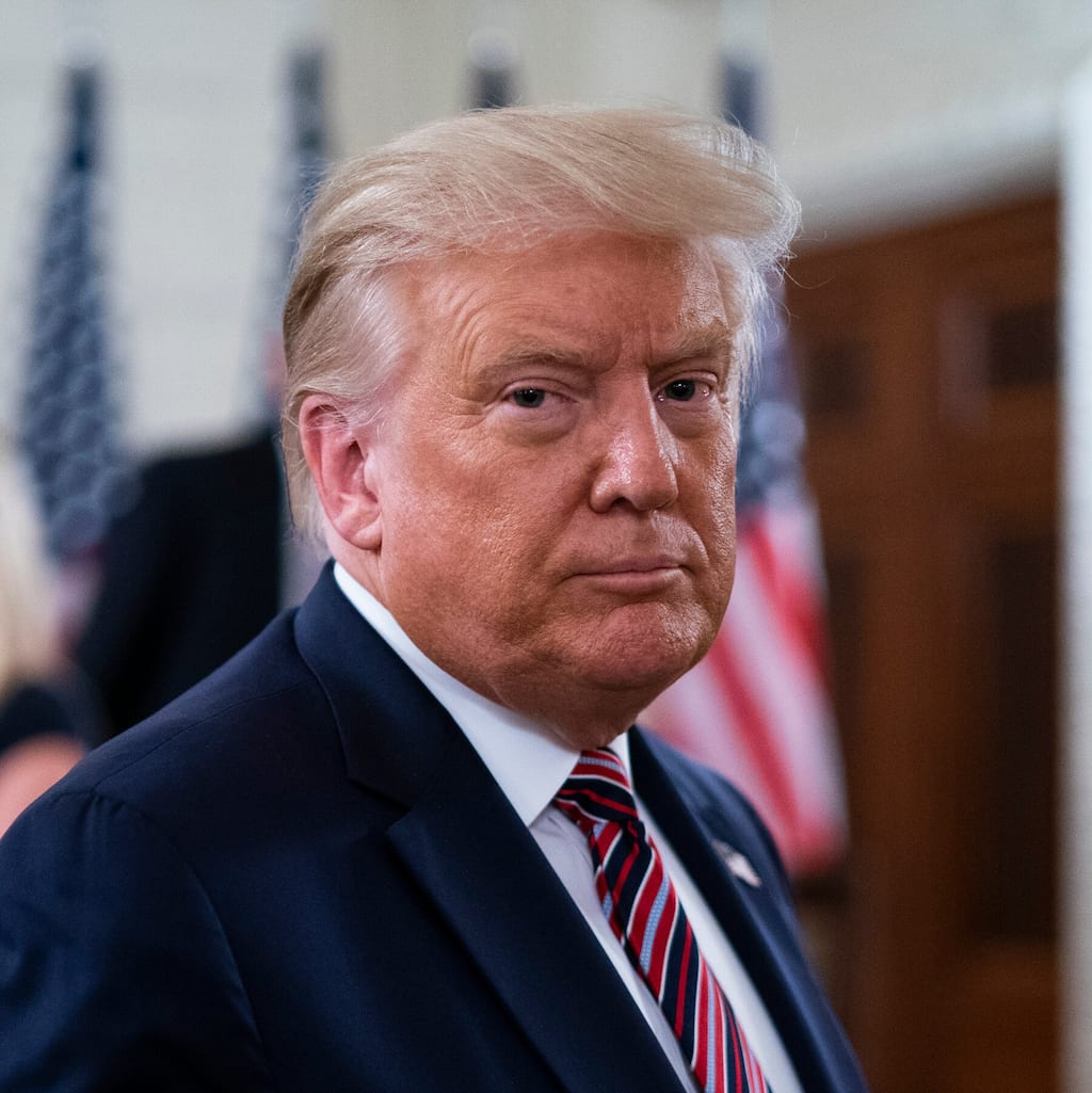 Supreme Court allows lawmakers to access Trump's tax records