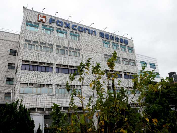 Protests erupt at Foxconn’s largest iPhone factory in China
