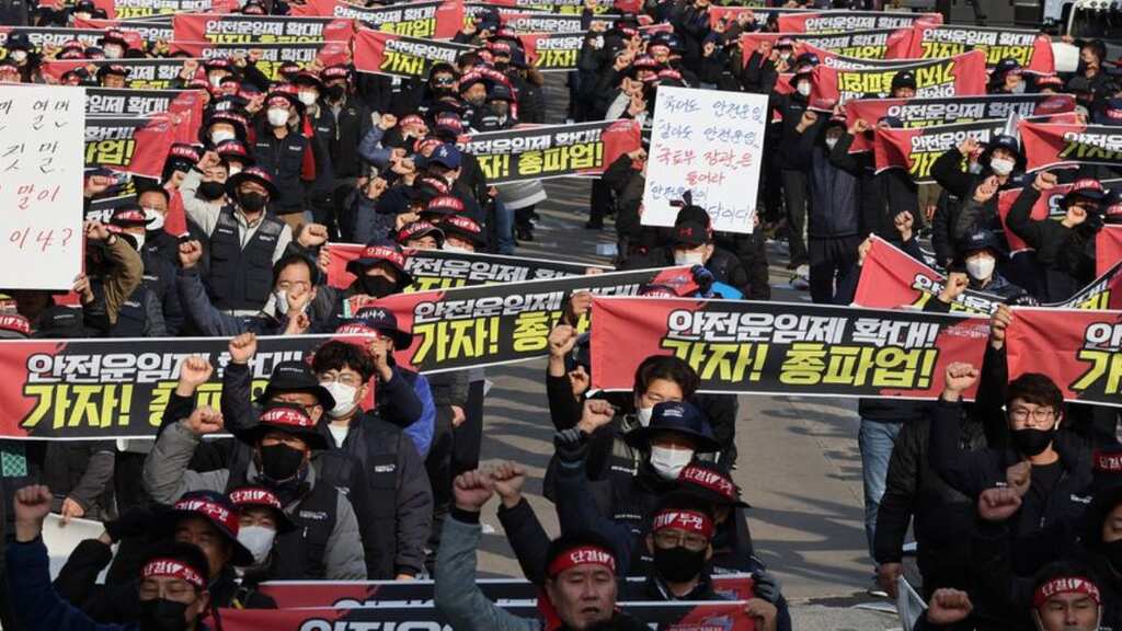 ‘We stop, the world will stop’: South Korean truckers’ strike to hit crucial trade routes