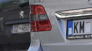 Kosovo and Serbia agree to end long-standing dispute over car licence number plates