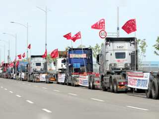South Korea: About 25,000 truckers go on strike, conduct 16 rallies across country | WION