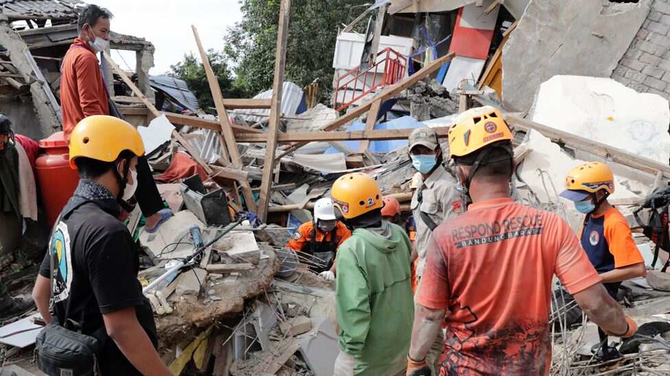Indonesia Earthquake Aftermath: Six-year-old boy saved in 'miracle rescue'