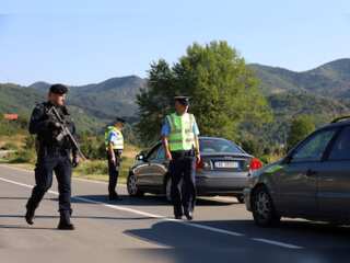 Serbia agrees to stop issuing license plates with Kosovo denominations