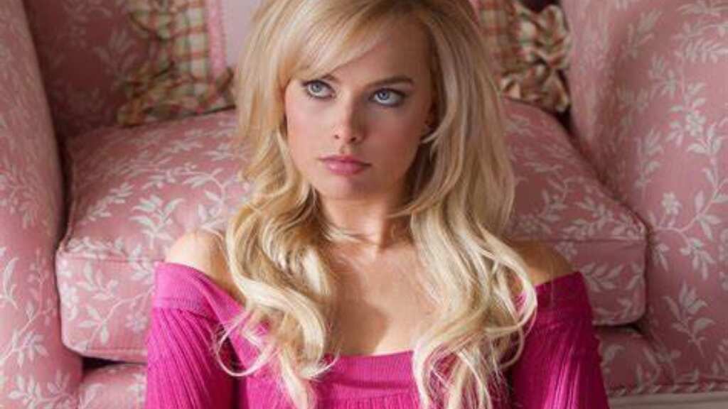 Did you know Margot Robbie took few tequila shots before filming 'The Wolf of Wall Street' nude scene?