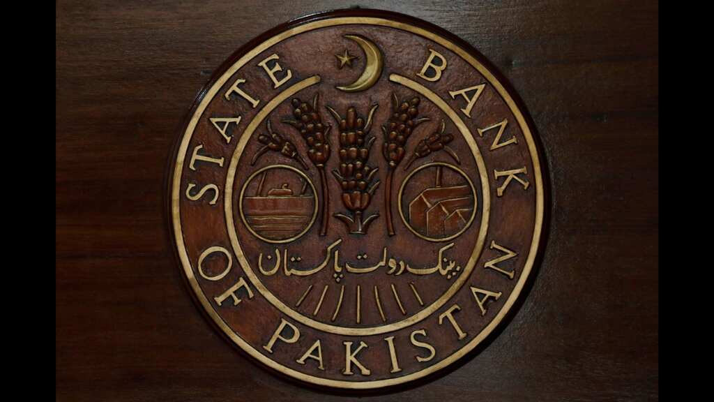 Cash-strapped Pakistan to repay $1 billion ahead of deadline, says SBP governor