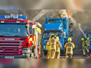 UK: Female firefighters groped and beaten, helmets filled with urine