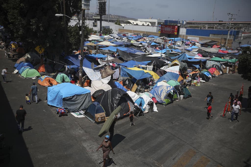 Police dismantle Mexican migrant camps at US border citing 'security' as reason