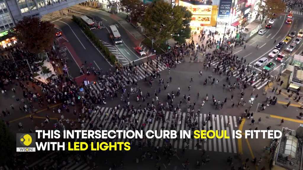 Traffic Lights installed on streets for ‘Smombies’