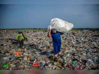 WION Climate Tracker: Global talks commence to end plastic pollution