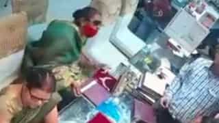 Check CCTV Footage: Elderly woman masters the art of robbery, steals jewellery worth Rs 10 lac