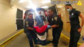 USA: Five policemen charged with cruelty after black man paralysed in police van