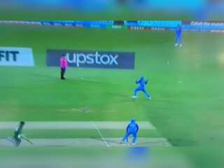 Kohli accused of ‘Fake Fielding’. What does it mean?