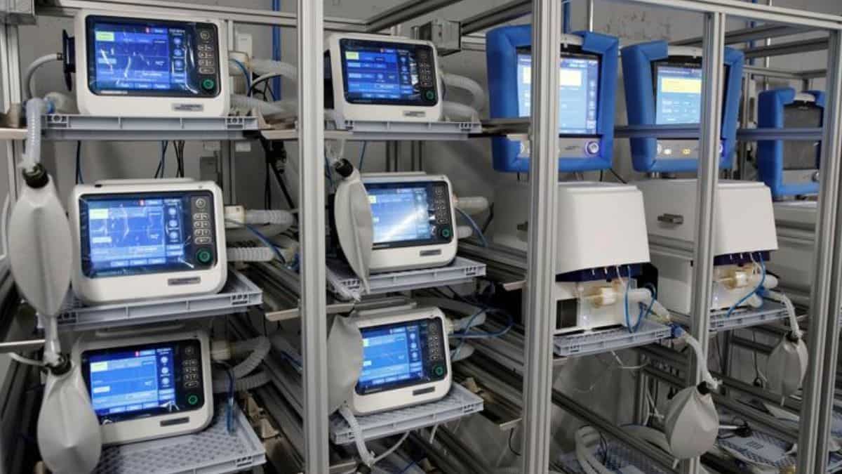 Woman, 72, arrested for switching off roommate's ventilator to stop its ‘annoying noise’ Woman, 72, arrested for switching off roommate's ventilator to stop its ‘annoying noise’