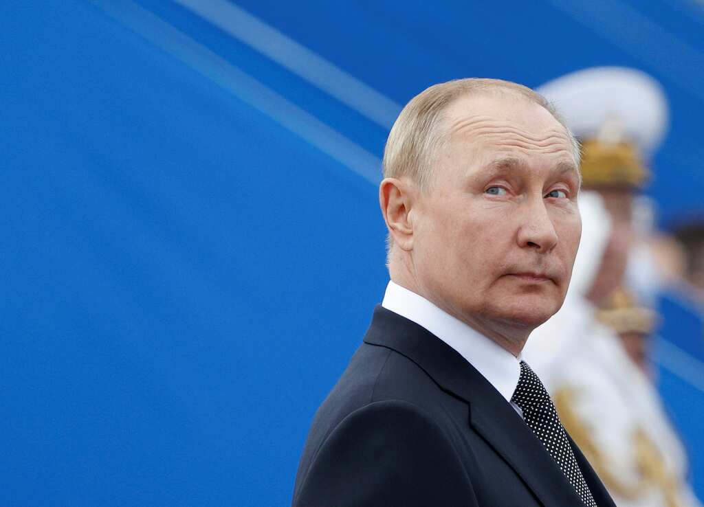 War in Ukraine: Russian oil cap regulates shipping, insurance firms of participating countries