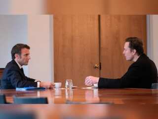 US: President Emmanuel Macron holds an unannounced meeting with Elon Musk