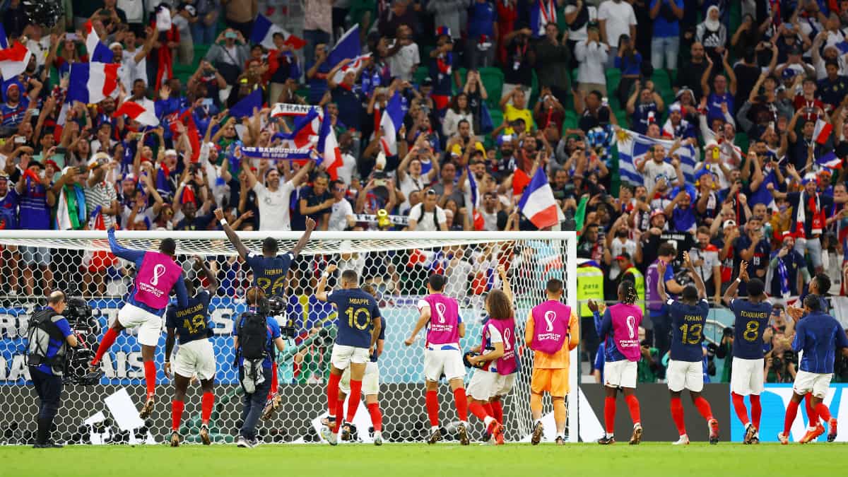 World Cup: Record Giroud, sublime Mbappe send France into quarter-finals with Poland win