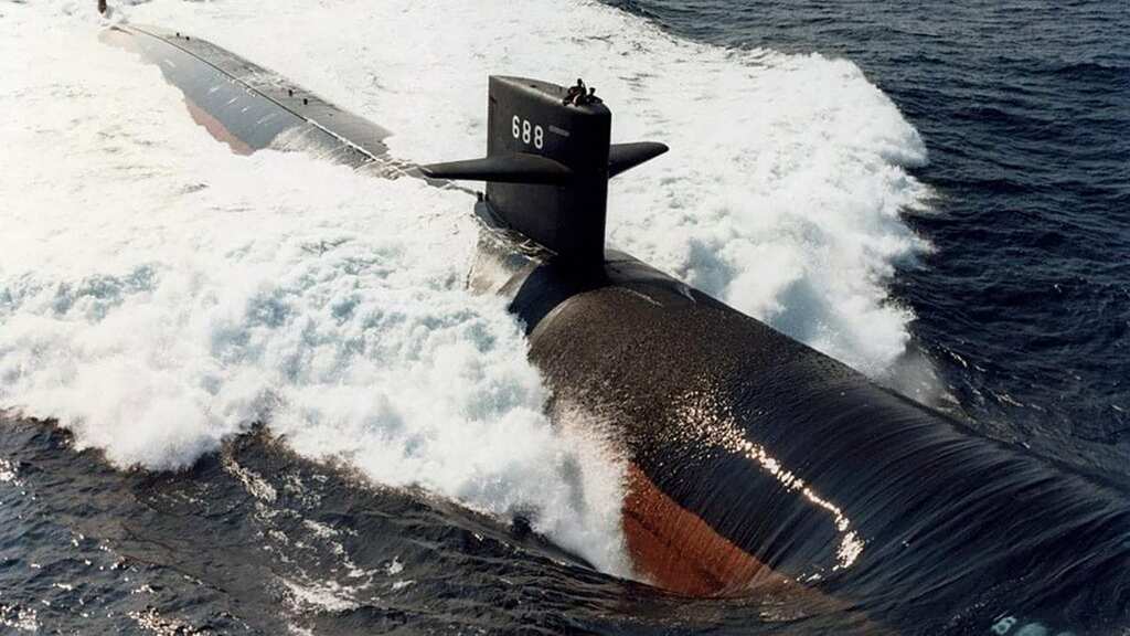 US docks nuclear powered submarine in Indian Ocean