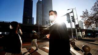 China services activity shrank to six-month lows in November: Caixin PMI