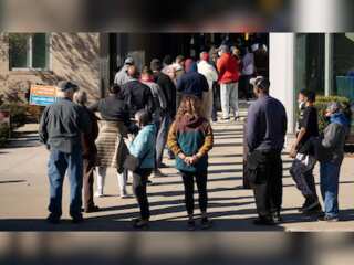 US: Georgia breaks early voting record again; Warnock & Walker make the closing pitch to voters