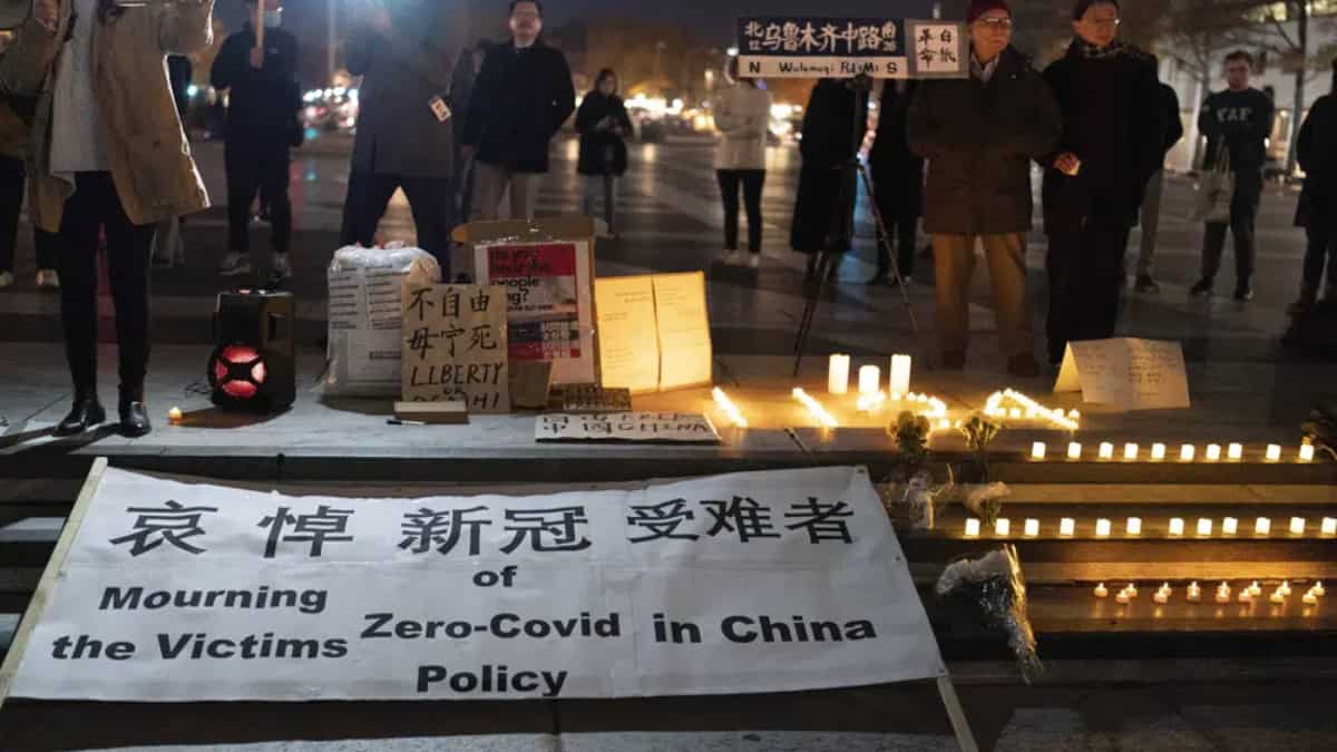 Demonstration in solidarity with zero-Covid protests in China