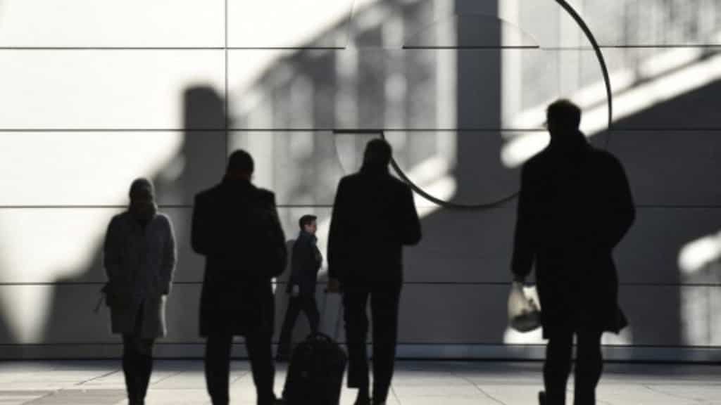 People in UK can now ask for flexible working from day one of job
