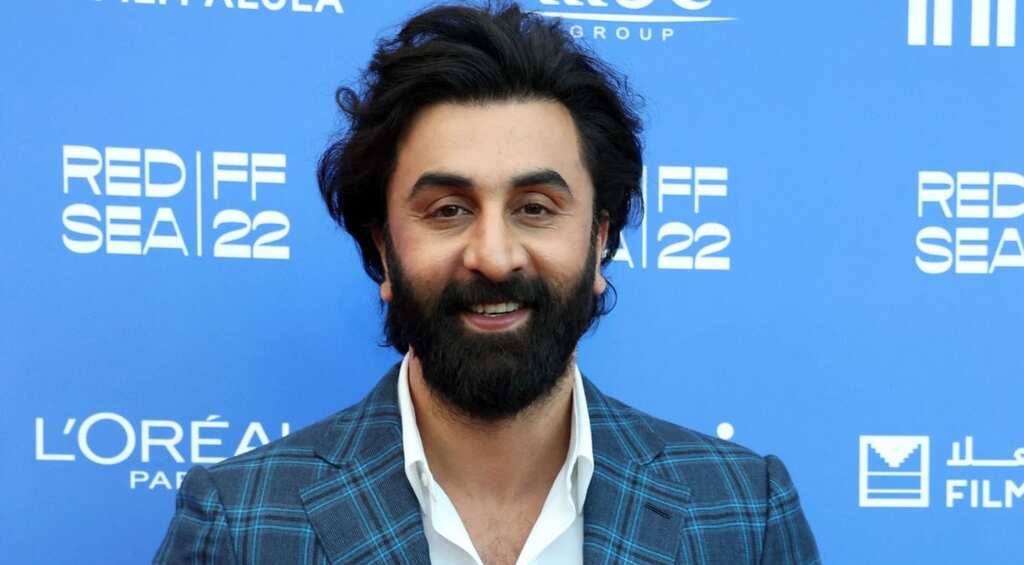 Ranbir Kapoor says he's still living with the 'casanova, cheater' tag because of dating 2 famous actresses