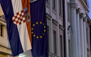 Croatia to join Schengen zone but Bulgaria, Romania bids rejected by EU