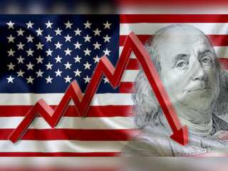 US economy heading into a shallow recession: Poll