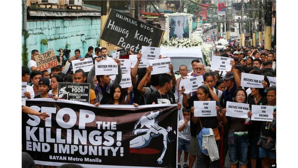 Manila protests: Hundreds protest against alleged judicial killings; stir against Philippines Prez